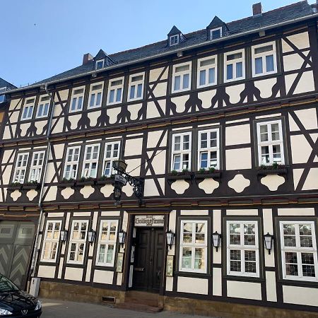 Hotel Goldene Krone Гослар Экстерьер фото